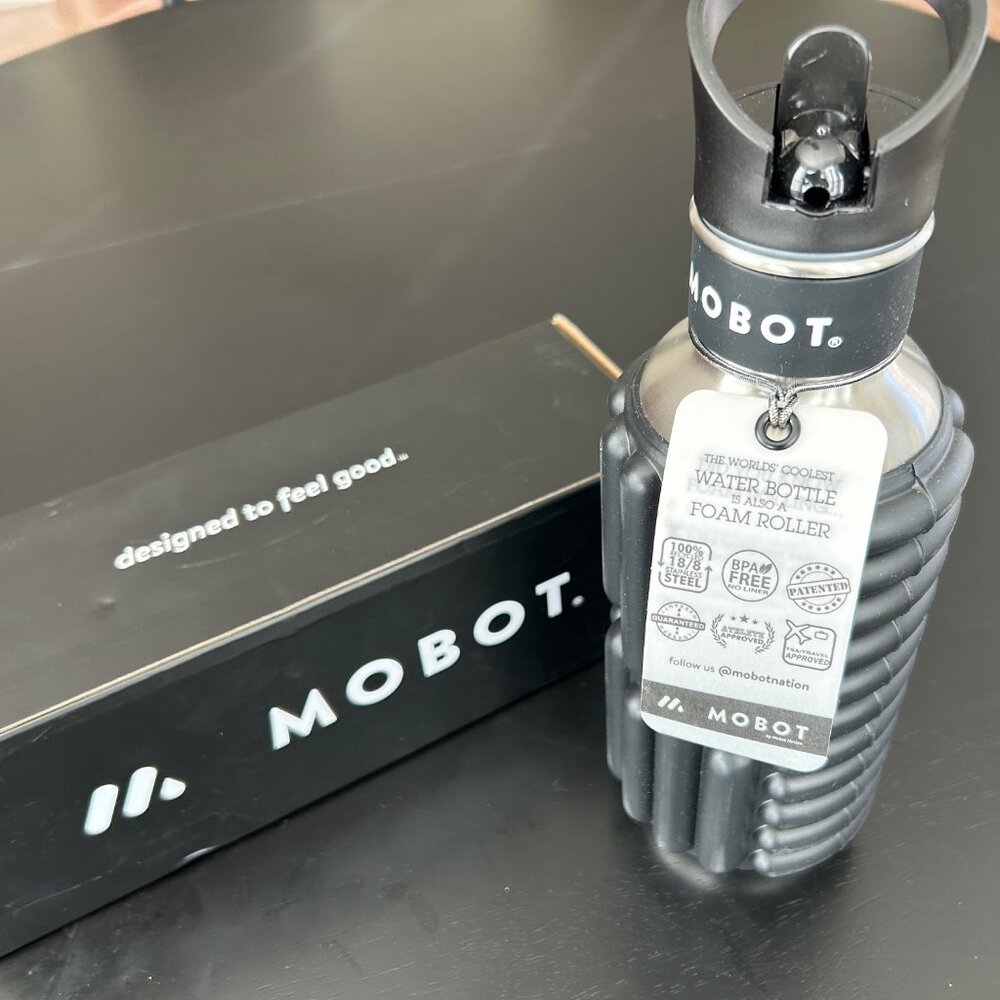 Mobot 27 oz. Water Bottle / Foam Roller